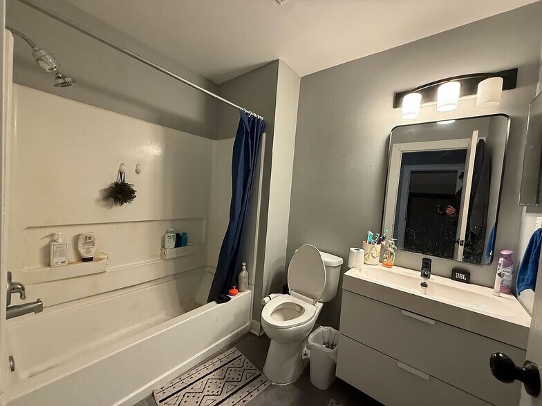 4220 16th St, Detroit, MI à vendre - Photo du bâtiment - Image 3 de 7