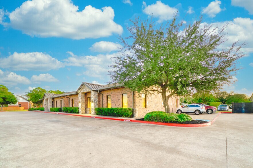 15430 Ridge Park Dr, Houston, TX à vendre - Photo du bâtiment - Image 3 de 31