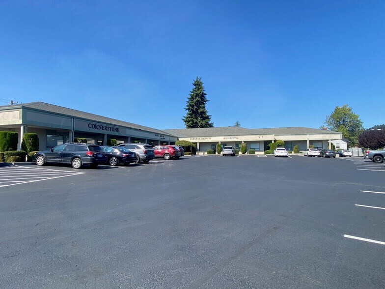 1611 Kresky Ave, Centralia, WA à vendre - Photo du bâtiment - Image 3 de 17