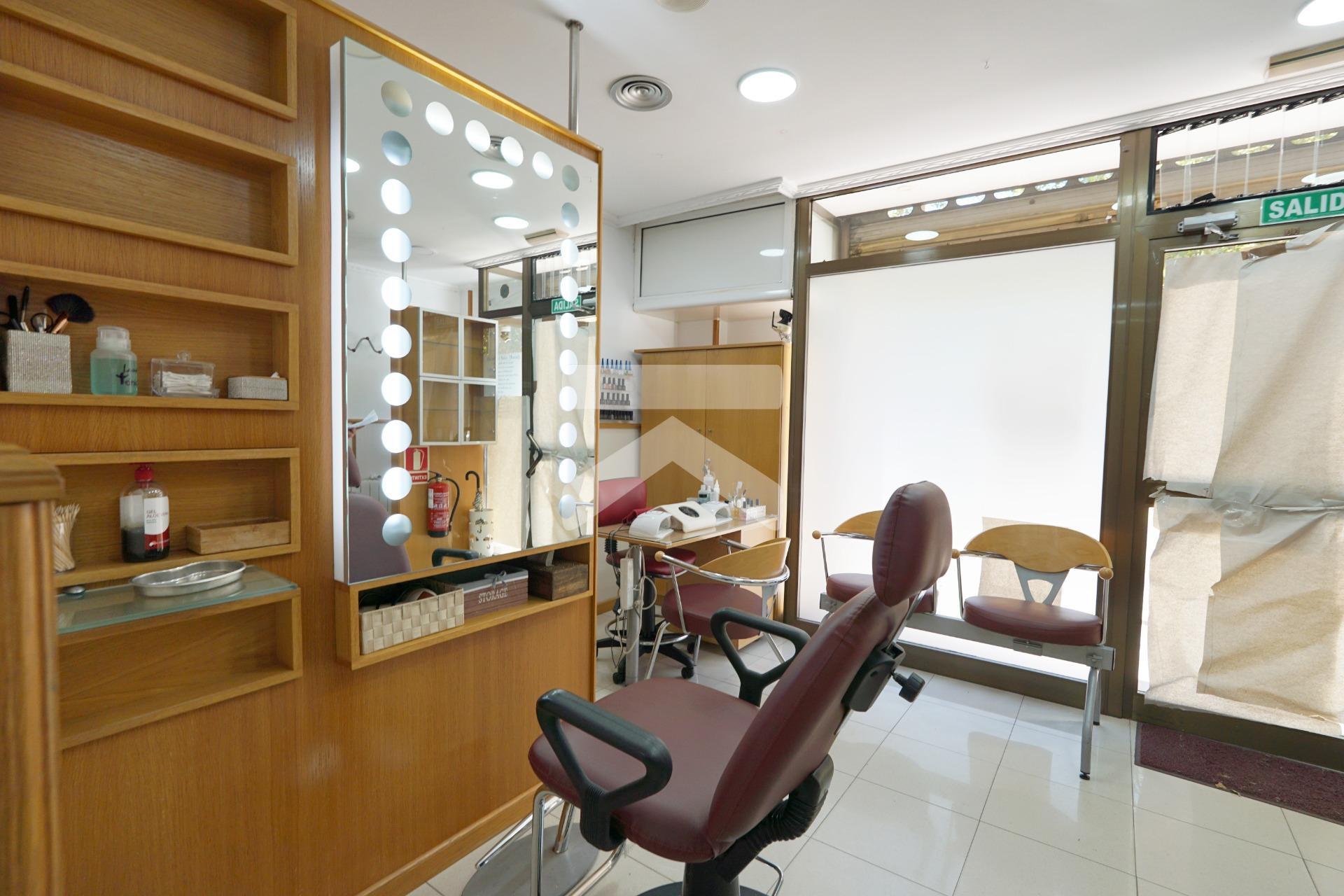 Retail in Tarragona, Tarragona for lease Interior Photo- Image 1 of 14