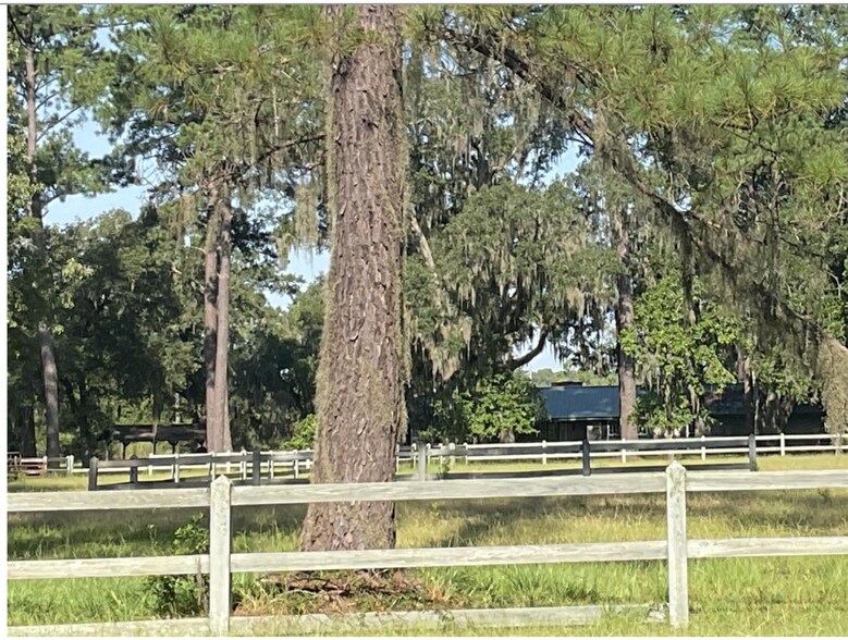 5231 Ogeechee Rd, Savannah, GA à vendre - Photo du bâtiment - Image 2 de 5