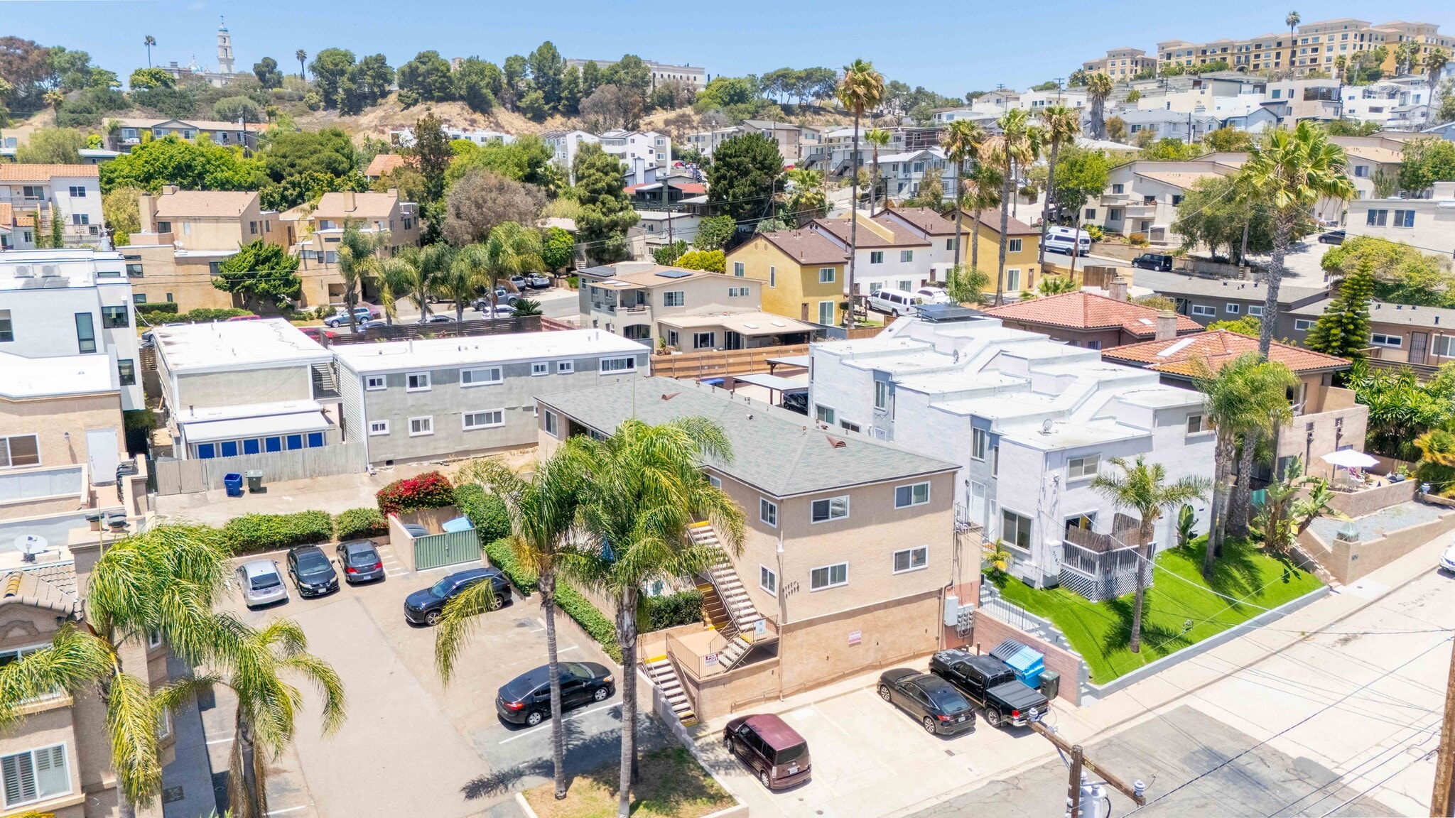 5752-5758 Riley St, San Diego, CA à vendre Photo du bâtiment- Image 1 de 14
