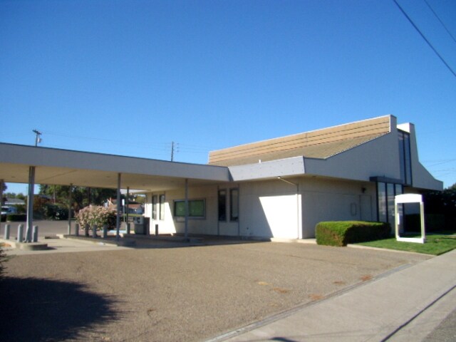 659 State Highway 12, Rio Vista, CA à louer - Photo du bâtiment - Image 3 de 3