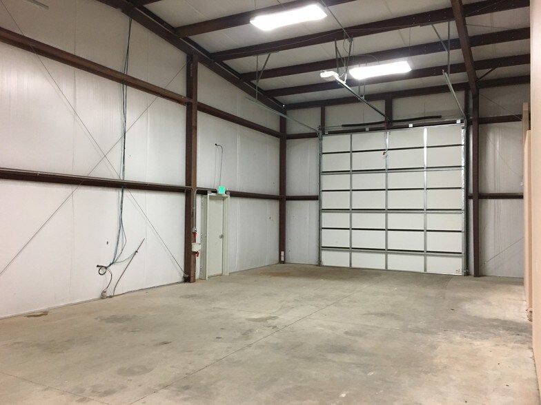 1464 E Ridge St, Washington, UT à louer - Photo intérieure - Image 2 de 8