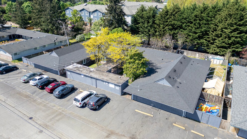 11212 Bridgeport Way SW, Lakewood, WA for sale - Building Photo - Image 2 of 10
