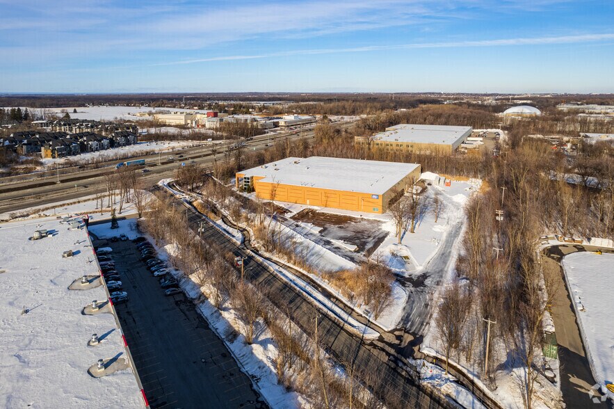 21500 Aut Transcanadienne, Baie-d'Urfé, QC for lease - Aerial - Image 2 of 4