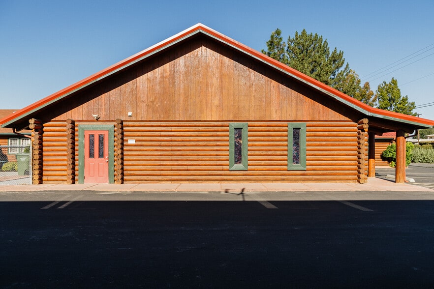 2502-2514 SW 4th ave, Ontario, OR for lease - Building Photo - Image 2 of 7