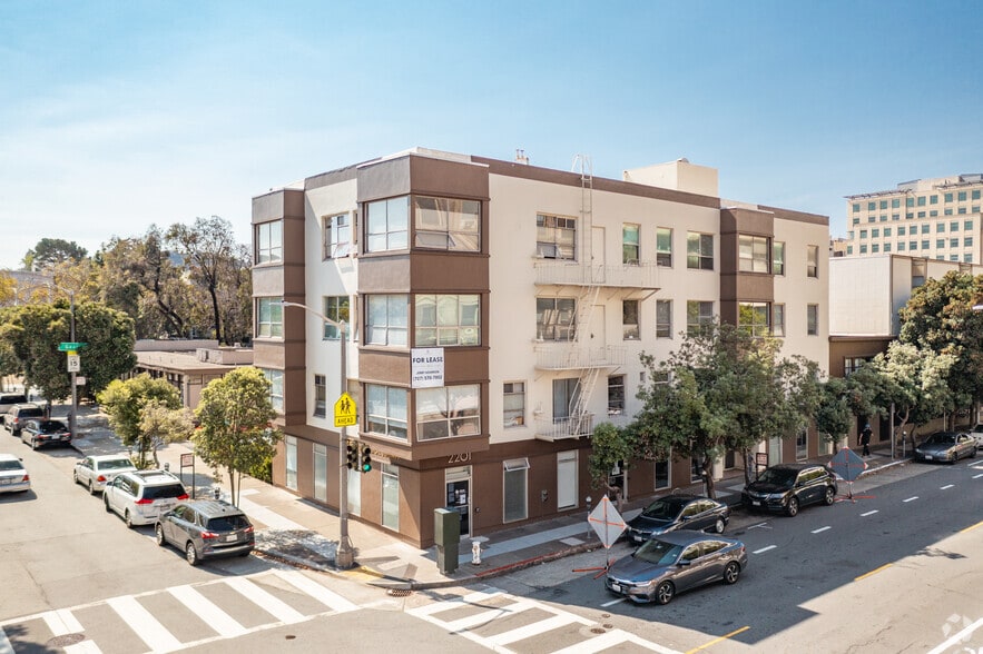 2201-2215 Post St, San Francisco, CA for lease - Building Photo - Image 1 of 6
