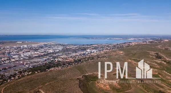 Terrain dans Gignac-la-Nerthe à vendre - Aérien - Image 2 de 5