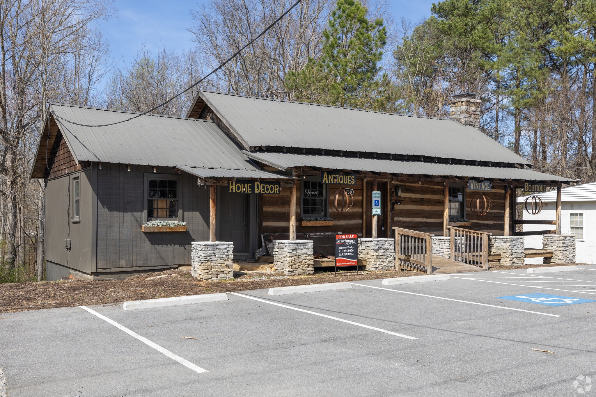 1760 Fairview Blvd, Fairview, TN for lease Primary Photo- Image 1 of 21