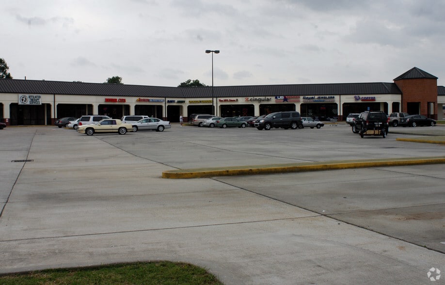 1800 W Airline Hwy, La Place, LA for lease - Building Photo - Image 3 of 4