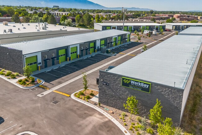 Plus de détails pour 3747 W Parkway Blvd, West Valley City, UT - Local d'activités, Industriel à louer