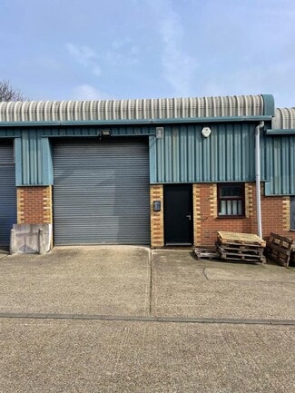 Plus de détails pour 28 Rippers Ct, Halstead - Industriel à vendre