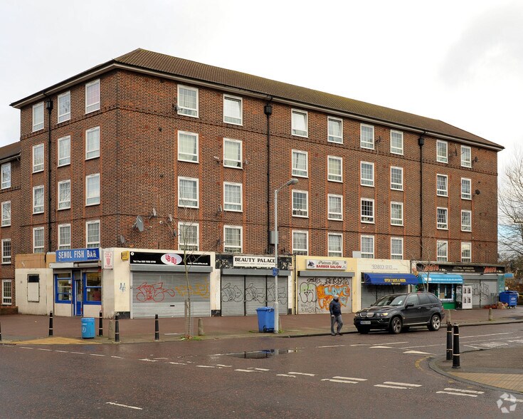 2 Turnham Rd, Londres à louer - Photo du bâtiment - Image 2 de 2