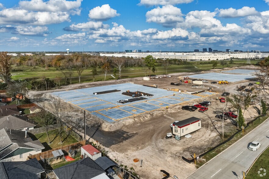 850 Fallbrook Dr, Houston, TX for sale - Aerial - Image 2 of 2