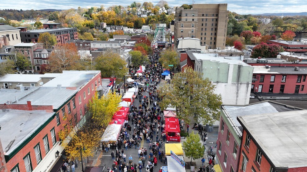 223 Northampton St, Easton, PA à vendre - Photo du bâtiment - Image 3 de 58