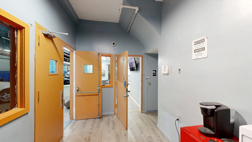 720 Mulberry St, Allentown, PA for lease - Matterport 3D Scan - Image 3 of 22