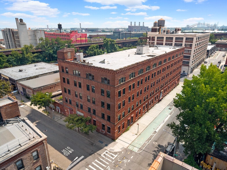 780 E 135th St, Bronx, NY for sale - Building Photo - Image 2 of 51