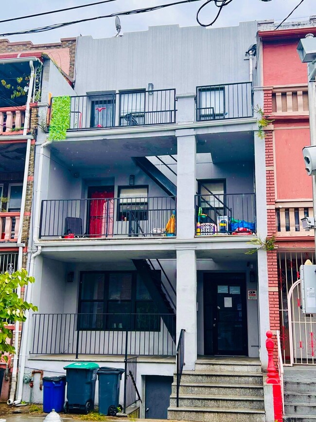 Plus de détails pour 2850 W 17th St, Brooklyn, NY - Multi-résidentiel à vendre