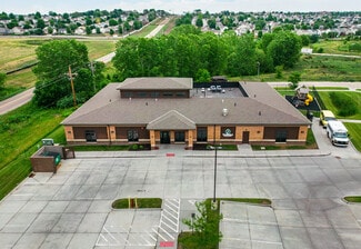 More details for 15808 Grebe St, Bennington, NE - Retail for Sale