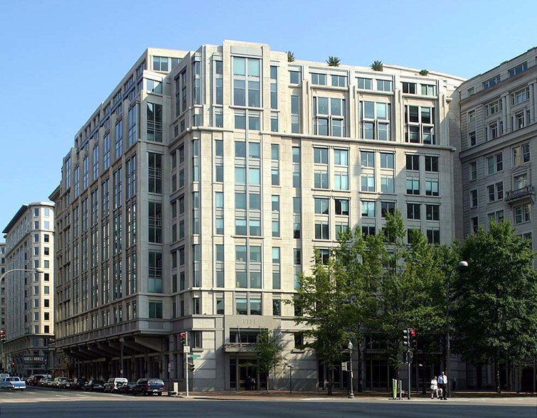 1111 Pennsylvania Ave NW, Washington, DC for lease - Building Photo - Image 2 of 7