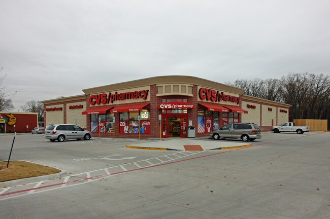 Plus de détails pour 1231 W Main St, Gun Barrel City, TX - Commerce de détail à vendre