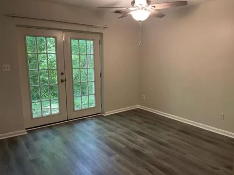 600-638 Francis Ave, Clarksville, IN à vendre - Photo du bâtiment - Image 3 de 7