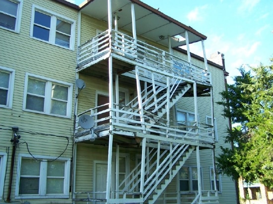 3319 E 30th St, Kansas City, MO for sale - Building Photo - Image 3 of 4