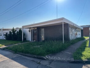 1121 Delano St, Houston, TX for lease Interior Photo- Image 2 of 16