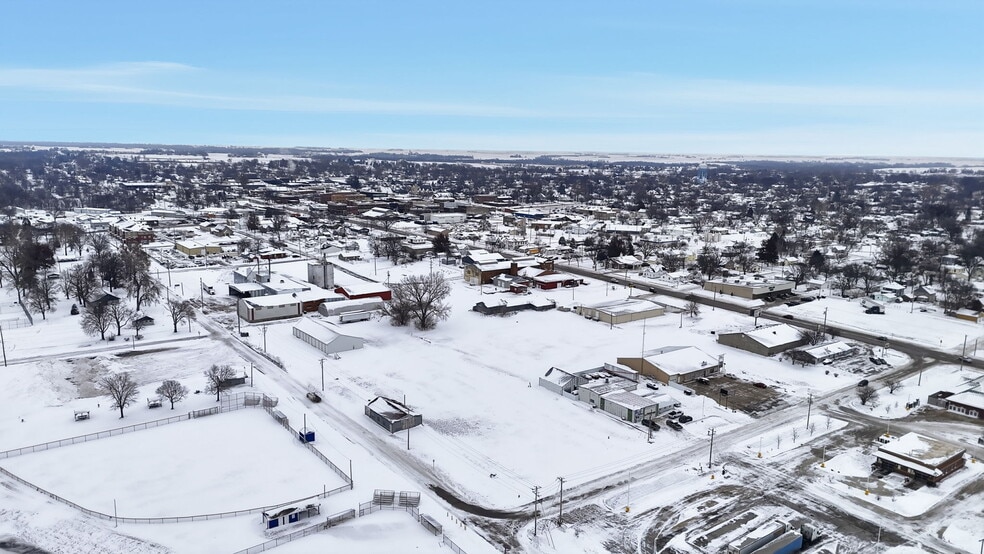 602 3rd St, Perry, IA for sale - Building Photo - Image 2 of 24