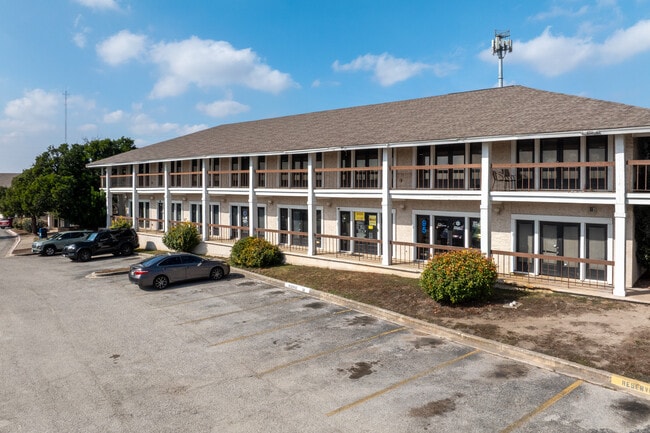 More details for Office Campus w/ Robust Rental Income – Office for Auction, San Antonio, TX