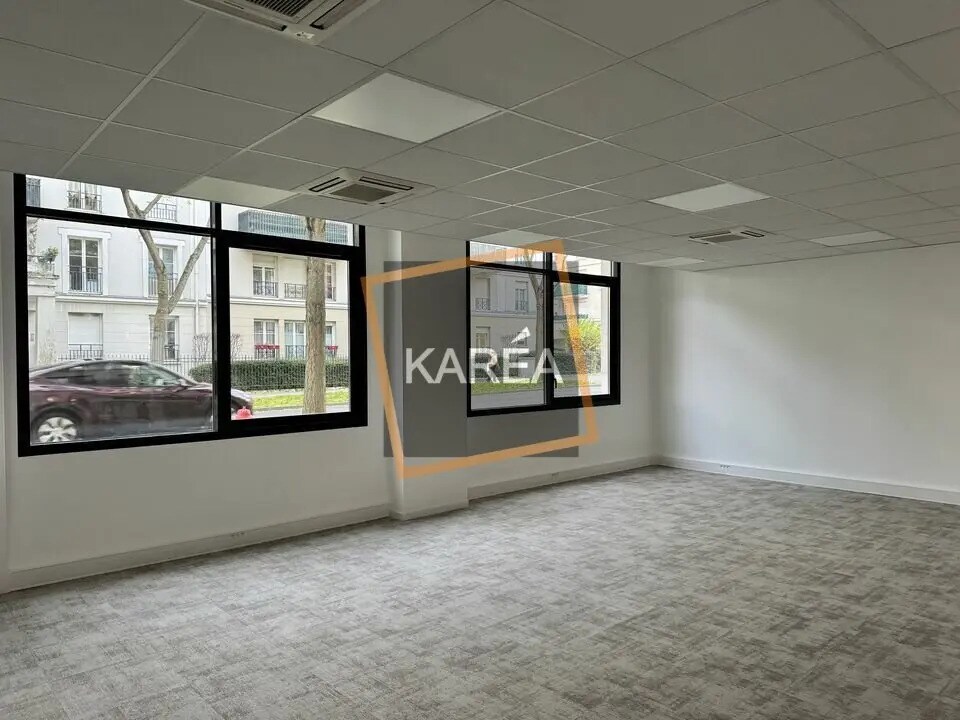 Office in Bussy-Saint-Georges for lease Interior Photo- Image 1 of 11