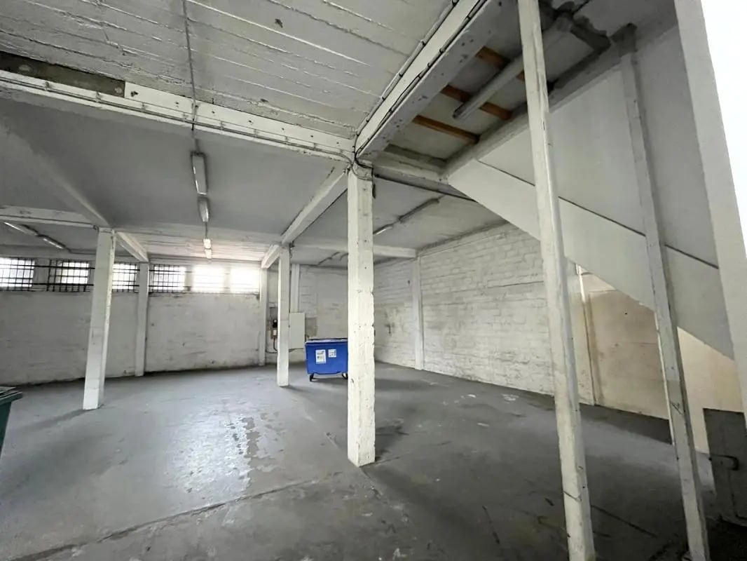 Industrial in Malakoff for sale Interior Photo- Image 1 of 9
