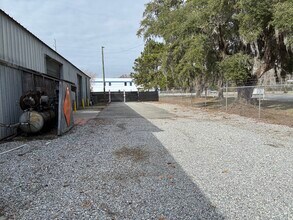 1224 Dean Forest Rd, Savannah, GA for lease Building Photo- Image 1 of 6