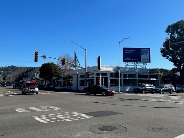 1102-1106 Solano Ave, Albany, CA for sale - Building Photo - Image 1 of 1