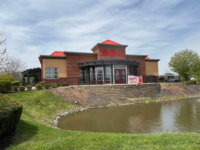 5013 Bowen Dr, Mason, OH for sale - Building Photo - Image 1 of 15