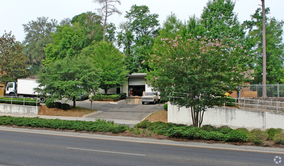 2818 S Monroe St, Tallahassee, FL à vendre - Photo du bâtiment - Image 3 de 9