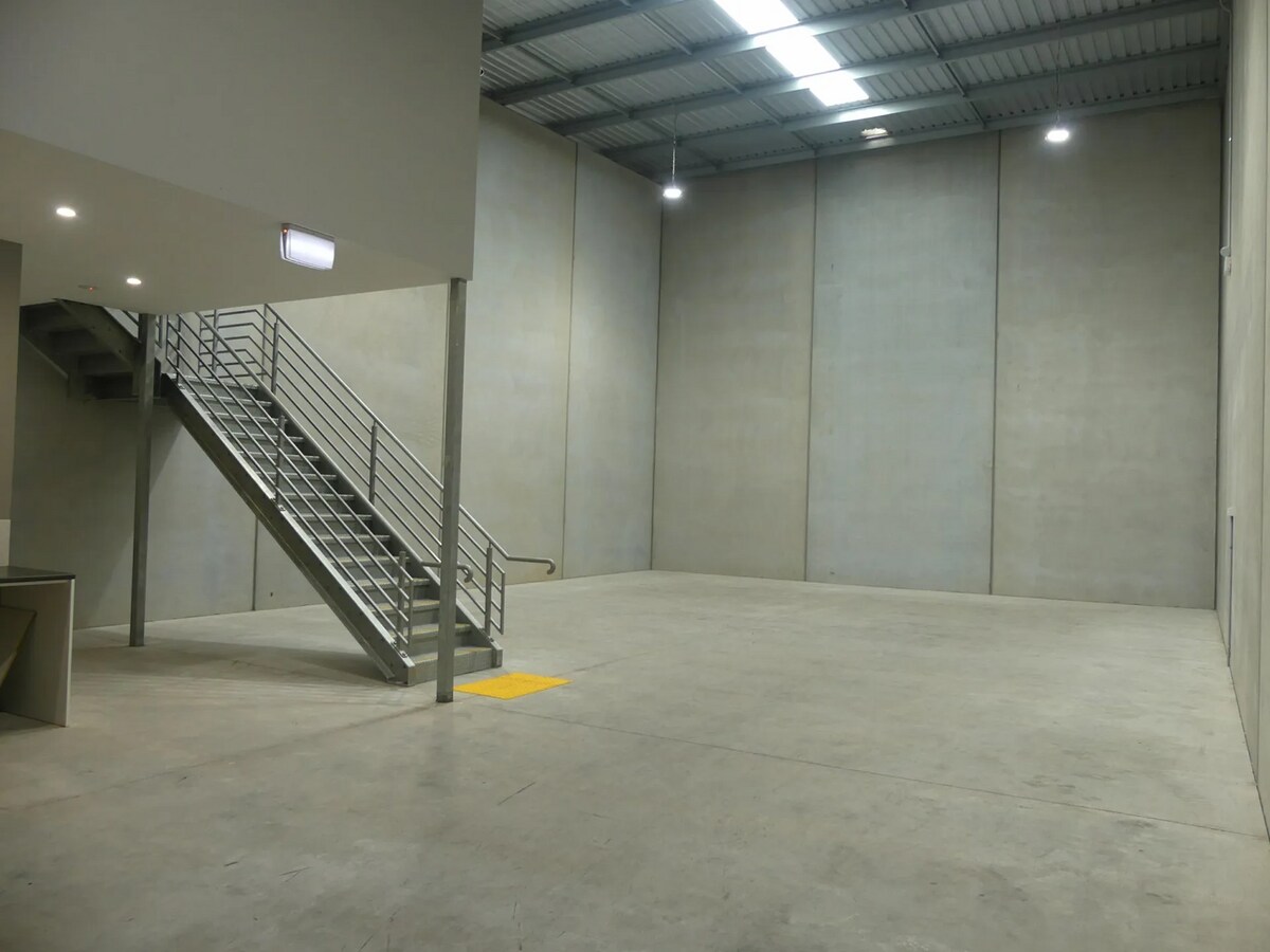 8 Queen St, Revesby, NSW 2212 - Unit 12 - - Interior Photo - Image 2 of 6