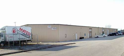 Industrial Portfolio for Sale portefeuille de 2 propriétés à vendre sur LoopNet.ca - Photo principale - Image 2 de 2