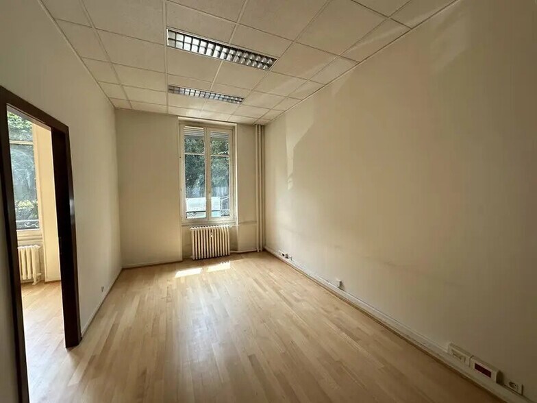 Bureau dans Strasbourg à louer - Photo intérieure - Image 3 de 7