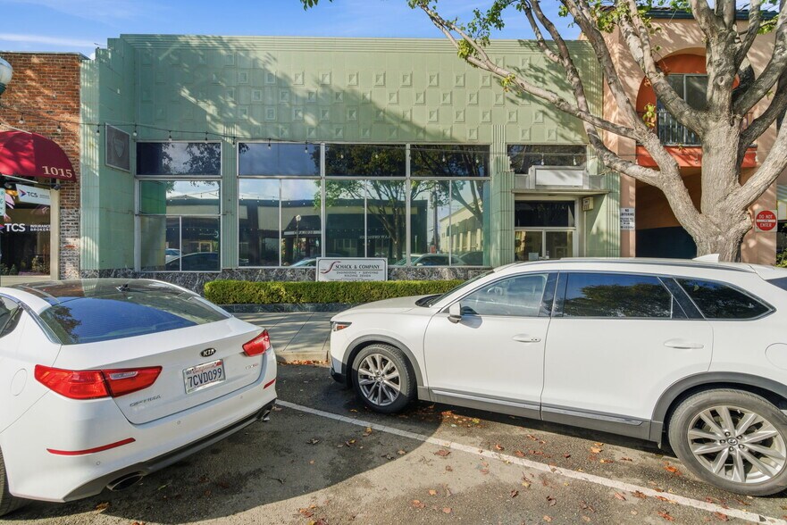 1025 Central Ave, Tracy, CA à vendre - Photo principale - Image 1 de 54