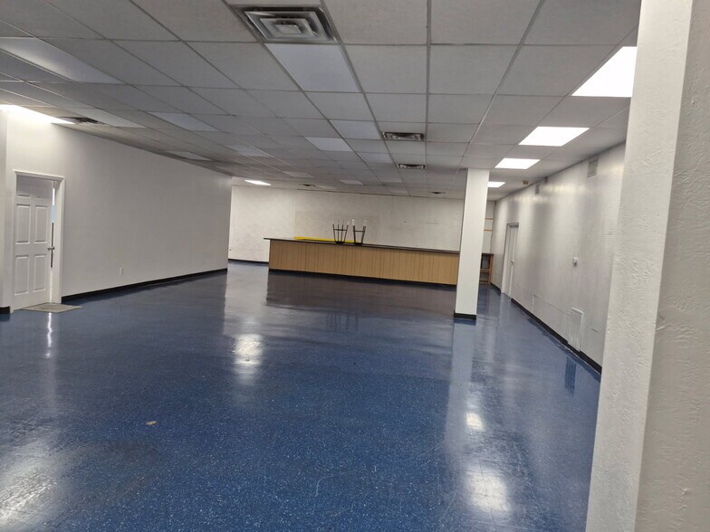 5209 Davis Blvd, North Richland Hills, TX à louer - Photo du bâtiment - Image 2 de 9