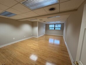 661 W Germantown Pike, Plymouth Meeting, PA à louer Photo intérieure- Image 1 de 2