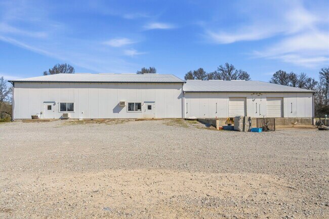 More details for 306 SE Highway AA, Clinton, MO - Industrial for Sale