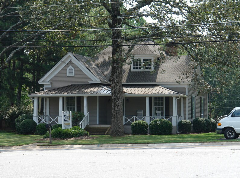 205 Norcross St, Roswell, GA à vendre - Photo principale - Image 1 de 6