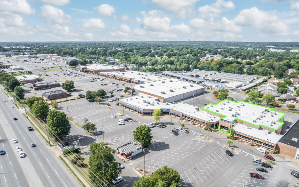 6600-6748 Winchester Rd, Memphis, TN à louer Photo principale- Image 1 de 11