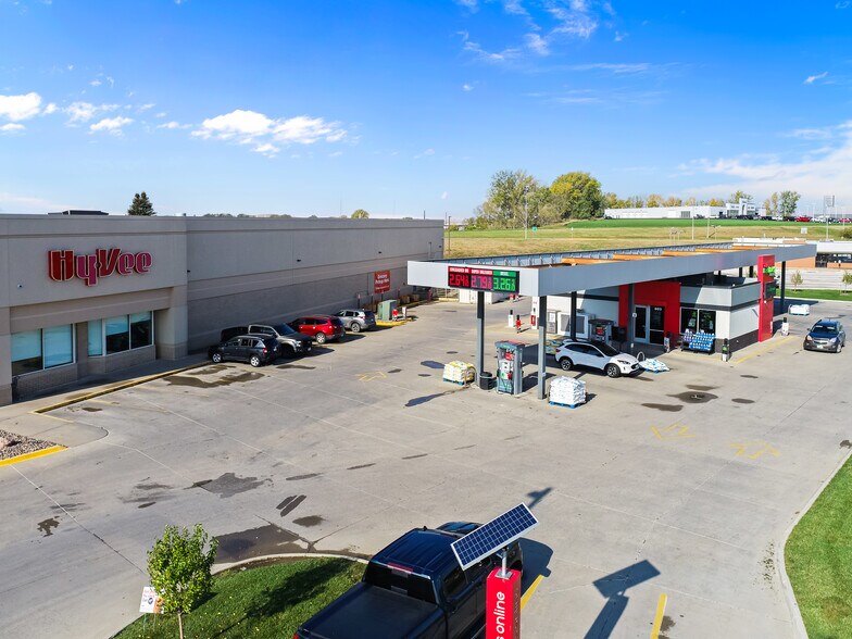 801-905 Highway 30 E, Carroll, IA à louer - Photo du bâtiment - Image 2 de 6