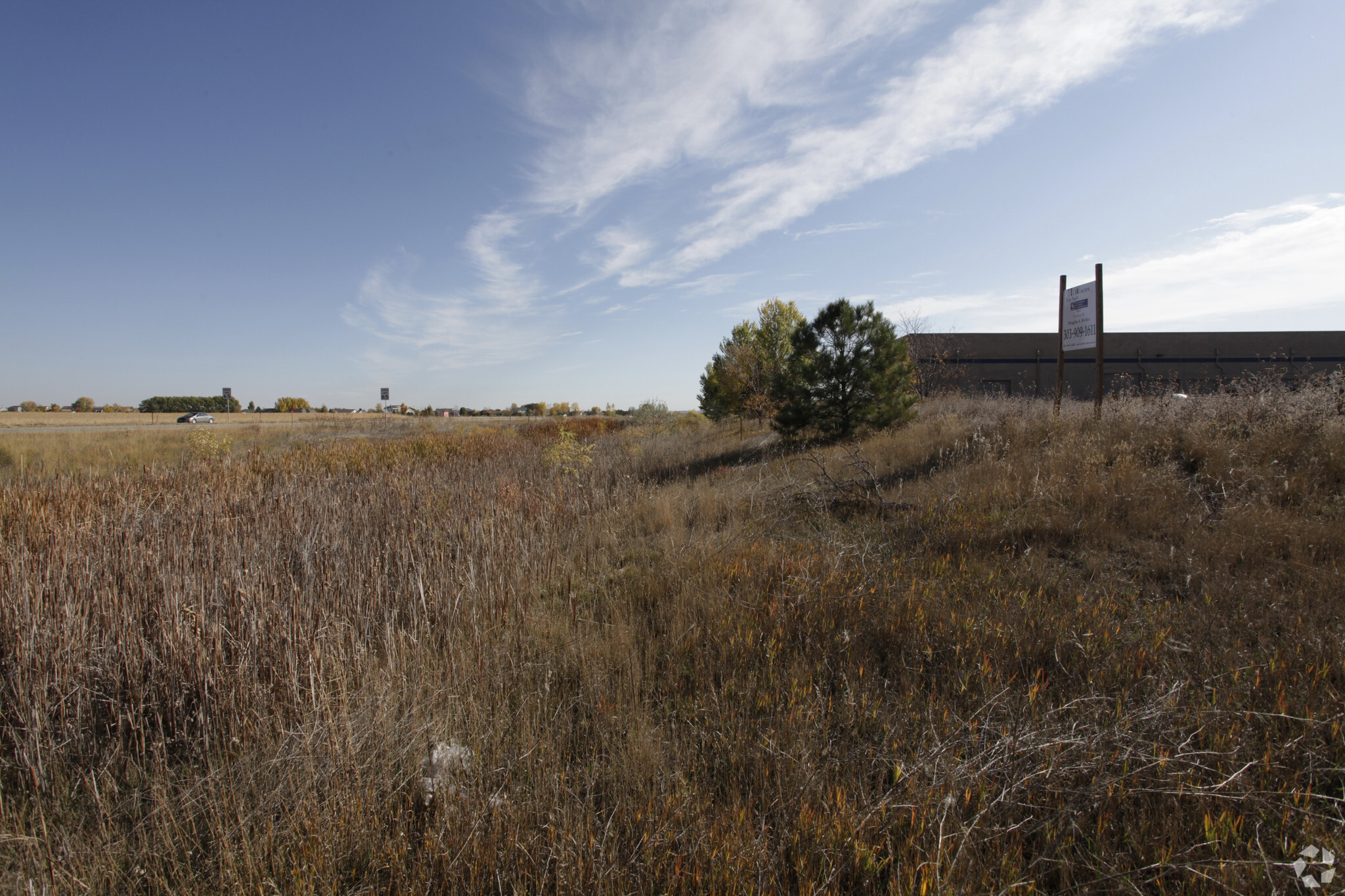 1689 Vista View Dr, Longmont, CO for sale Primary Photo- Image 1 of 4