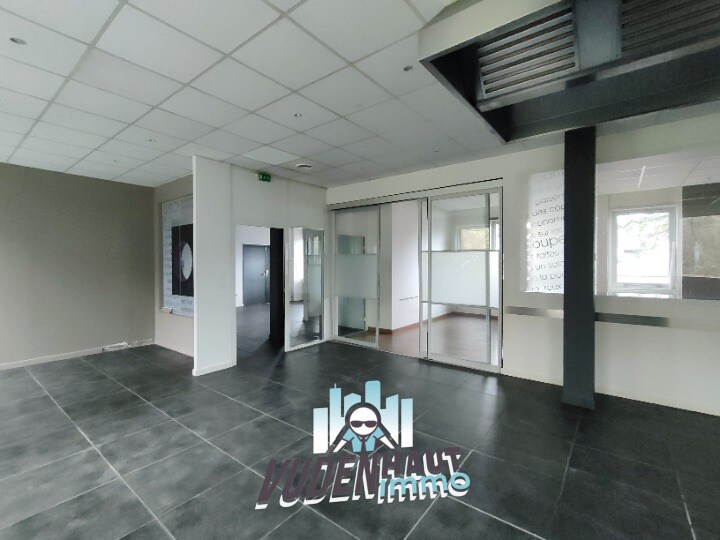 Office in Toulouse for lease - Interior Photo - Image 1 of 9