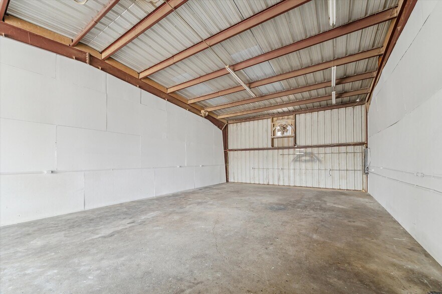 10205 Market St, Jacinto City, TX à louer - Photo du bâtiment - Image 2 de 6
